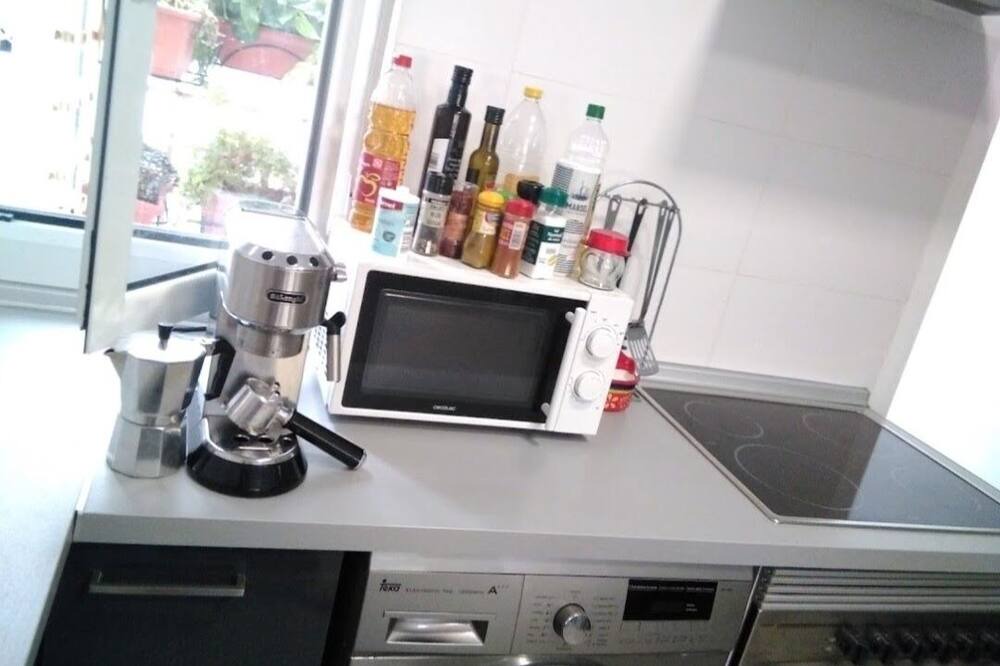 Photo of Kitchen in Patraix