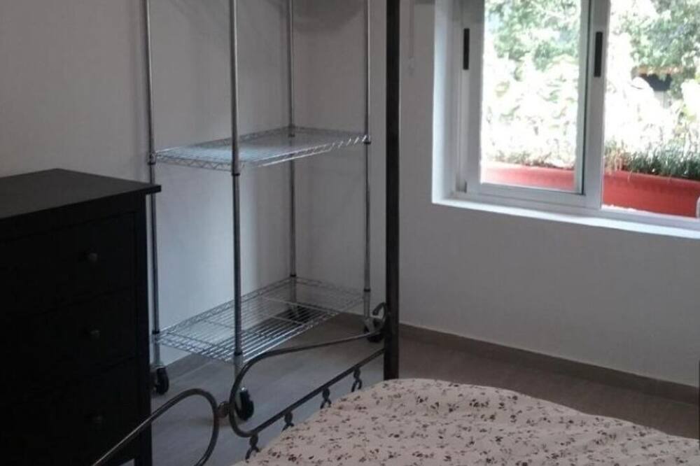 Photo of Bedroom in Patraix