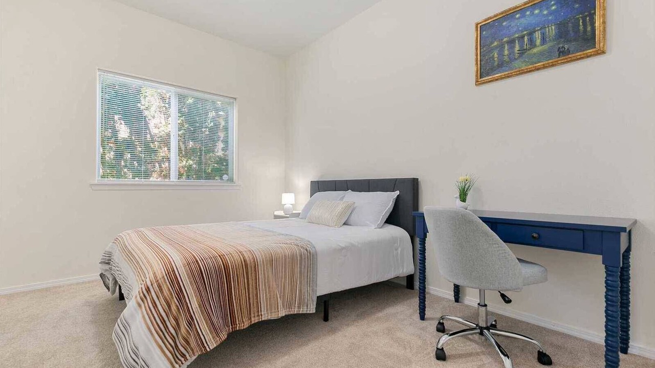 Photo of Others in Pleasant Valley