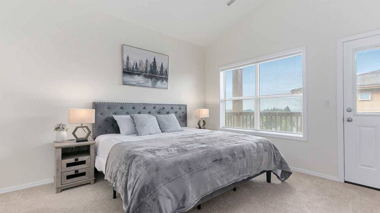 Photo of Others in Pleasant Valley