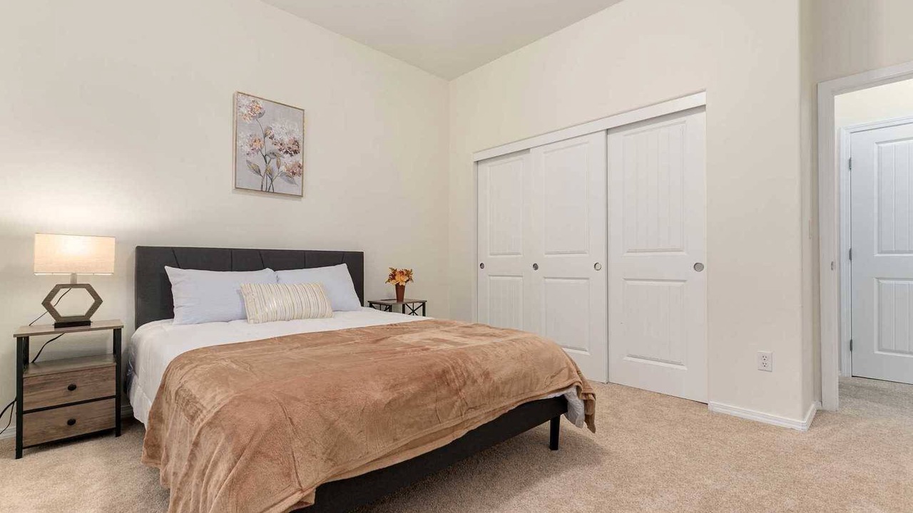 Photo of Others in Pleasant Valley