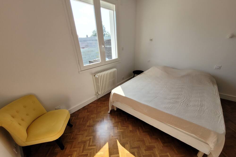 Photo of Bedroom in Hennebont