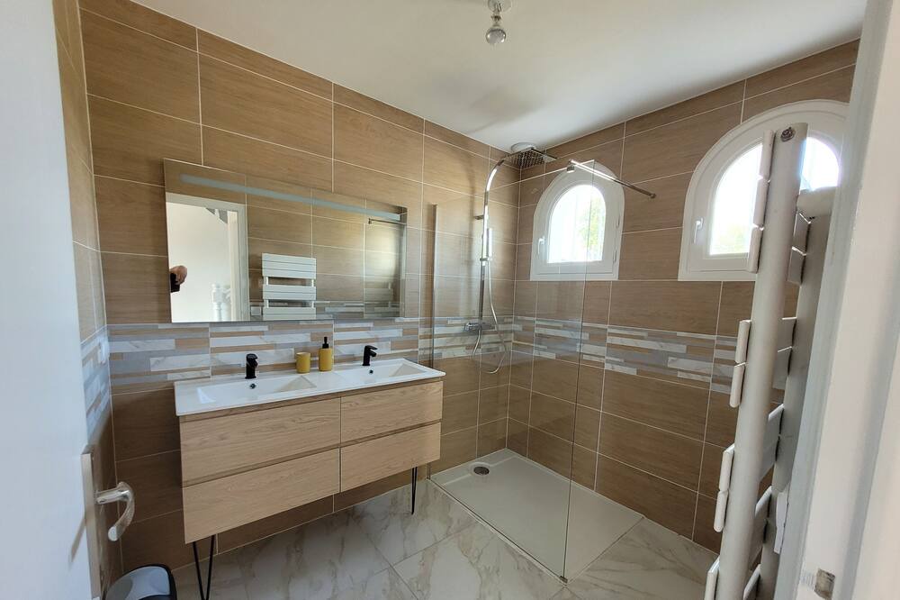 Photo of Bathroom in Hennebont