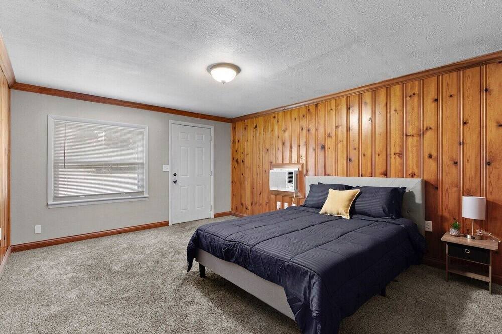 Photo of Bedroom in Lupton City