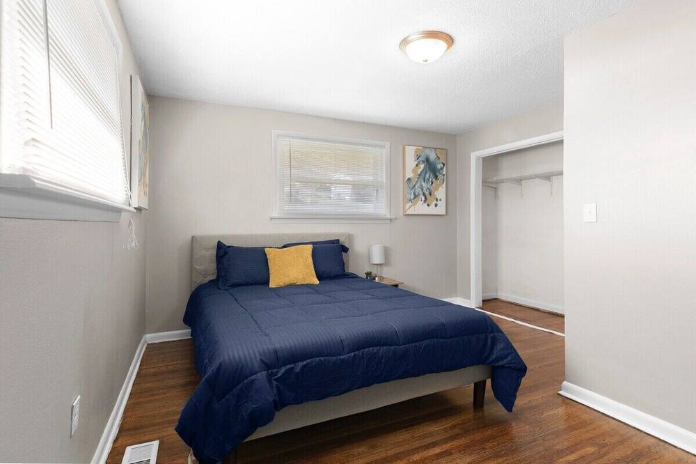 Photo of Bedroom in Lupton City