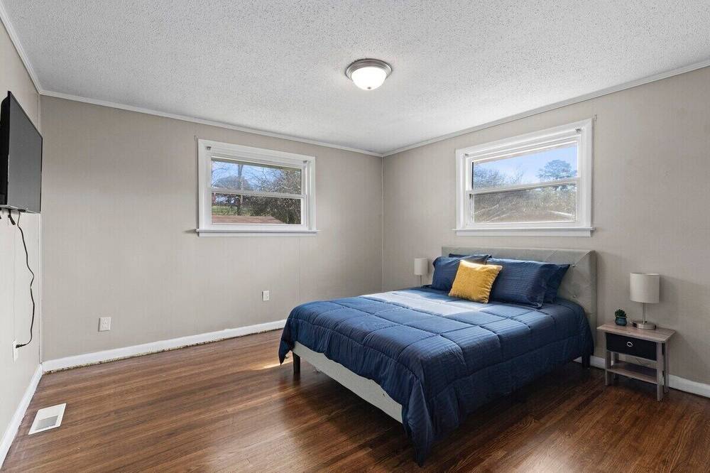 Photo of Bedroom in Lupton City
