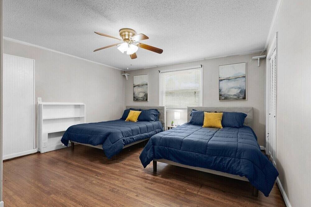 Photo of Bedroom in Lupton City