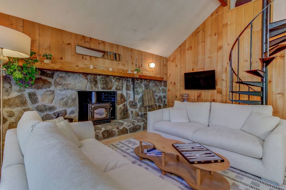 Photo of Livingroom in Londonderry