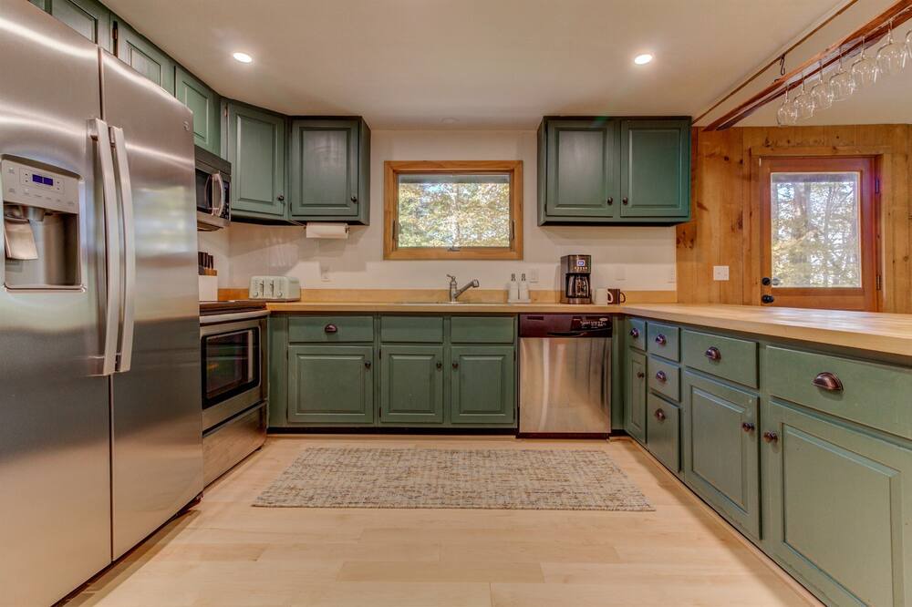 Photo of Kitchen in Londonderry