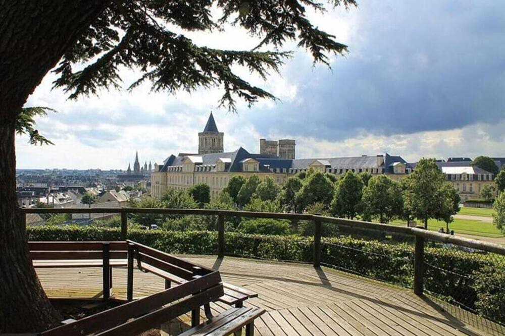 Photo of Outdoor in Saint-Jean Eudes Saint-Gilles