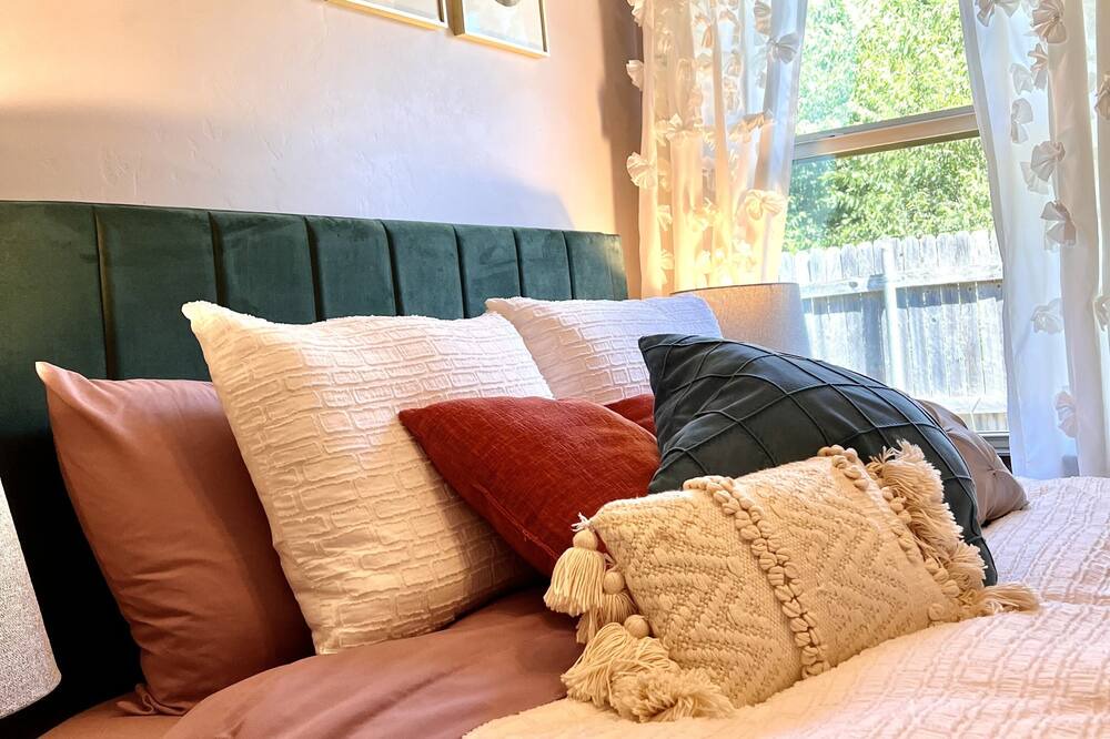Photo of Bedroom in Wheatland