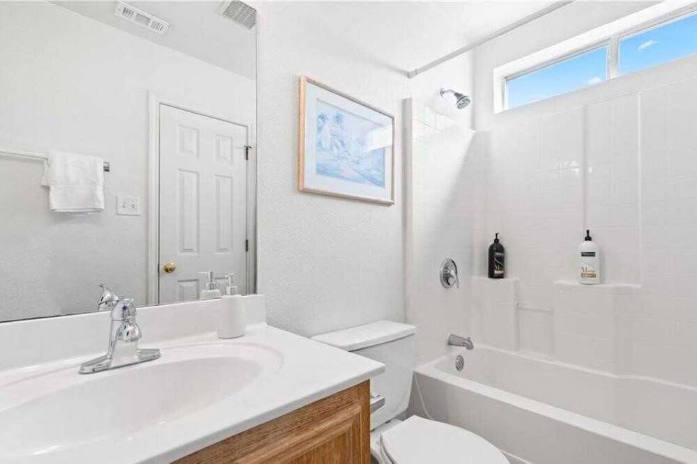 Photo of Bathroom in Killeen
