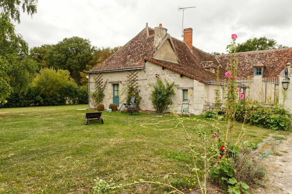 Photo of Outdoor in Ferriere-Larcon