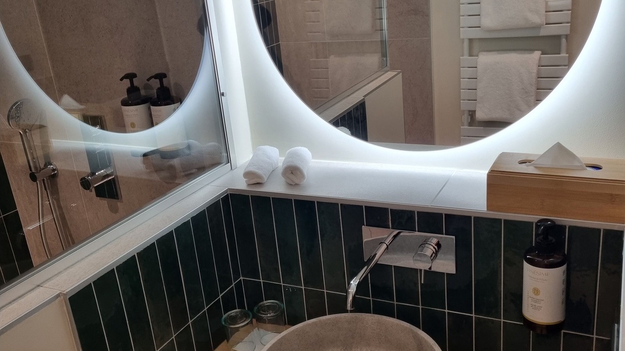 Photo of Bathroom in La Chapelle-Villars