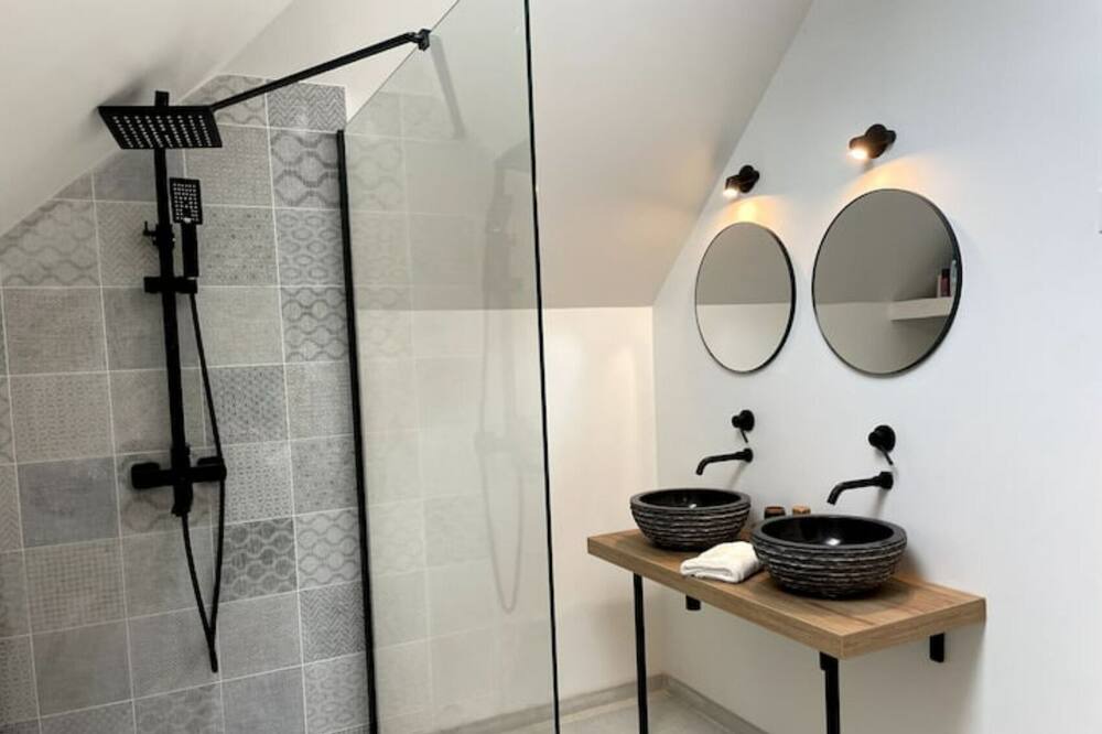 Photo of Bathroom in Tourcoing