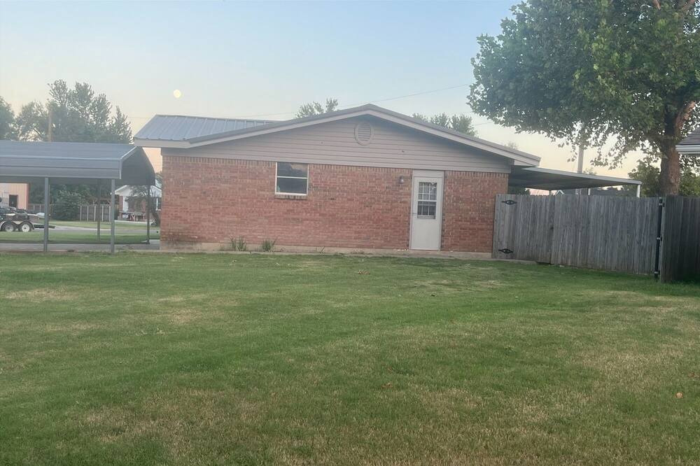 Photo of Outdoor in Laverne