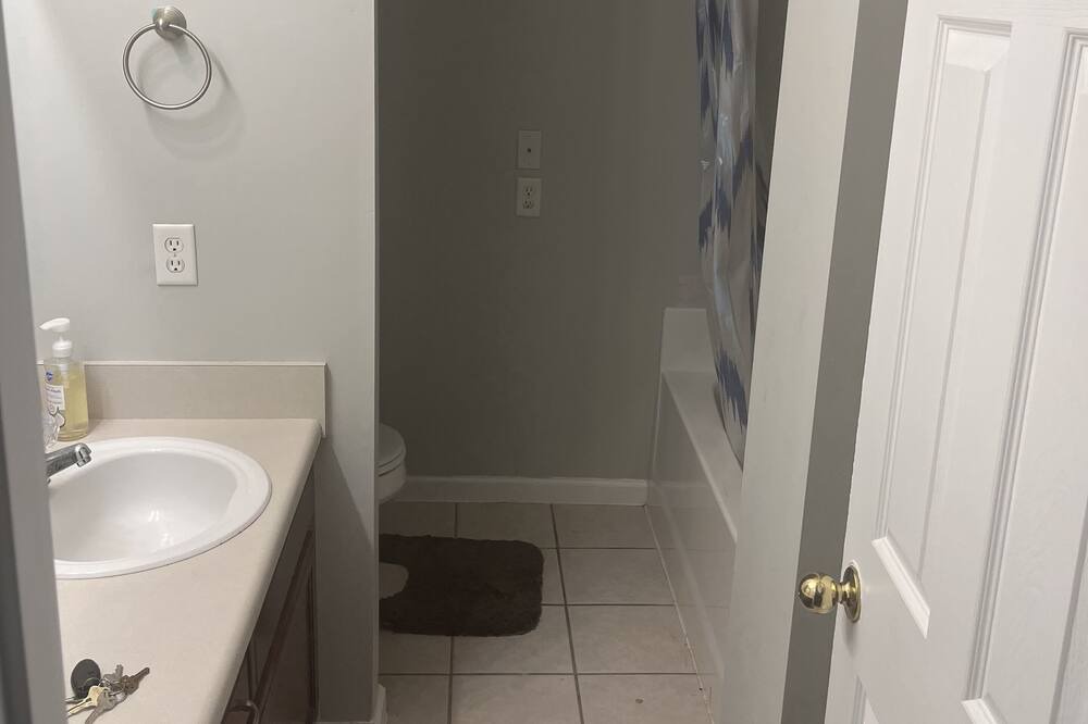 Photo of Bathroom in Smyrna