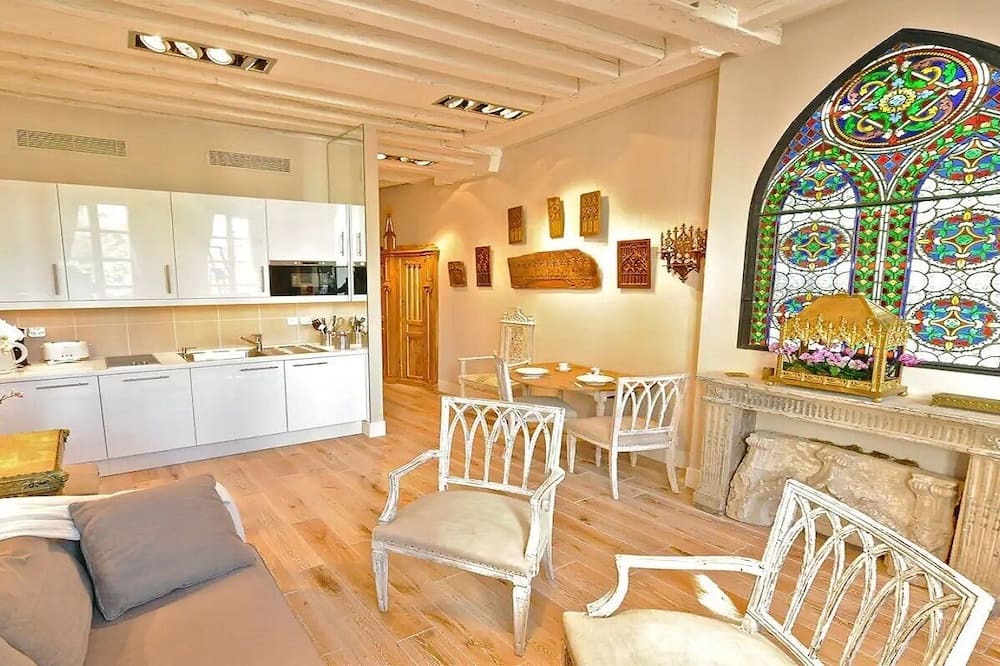 Photo of Livingroom in Sorbonne
