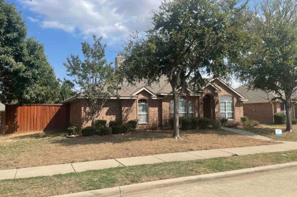 Photo of Outdoor in Allen