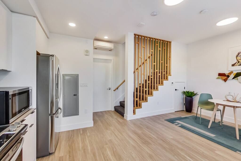 Photo of Others in West Oakland