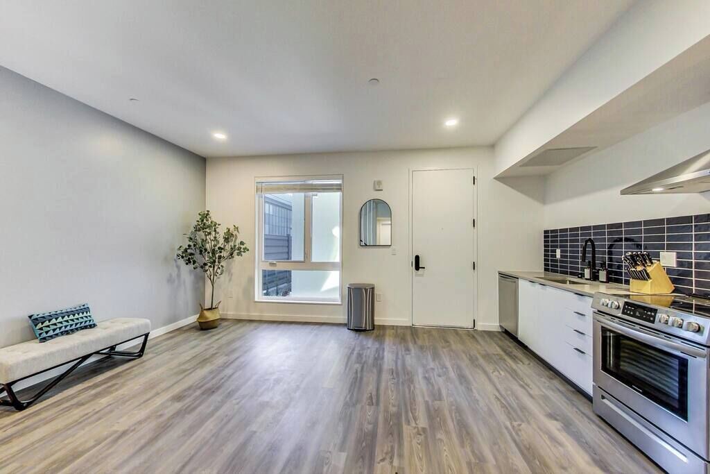 Photo of Others in Downtown Oakland