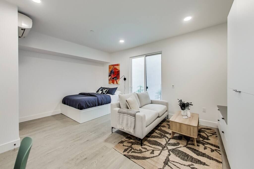 Photo of Others in West Oakland