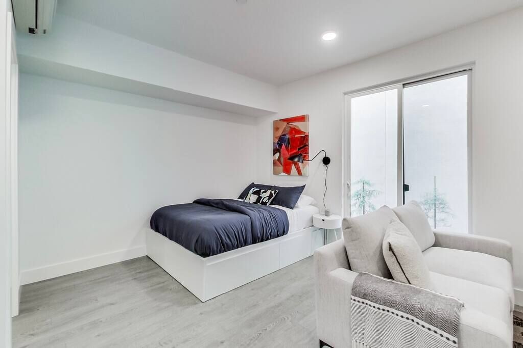 Photo of Others in West Oakland