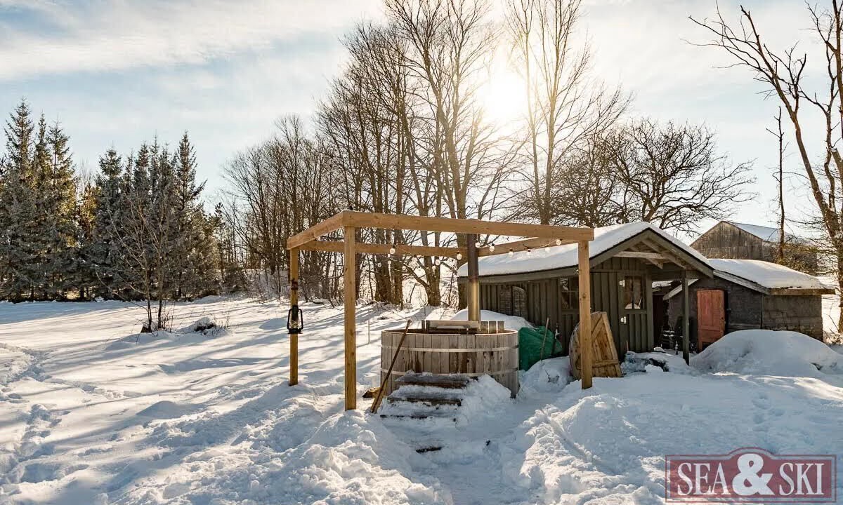 Photo of Outdoor in Grey Highlands