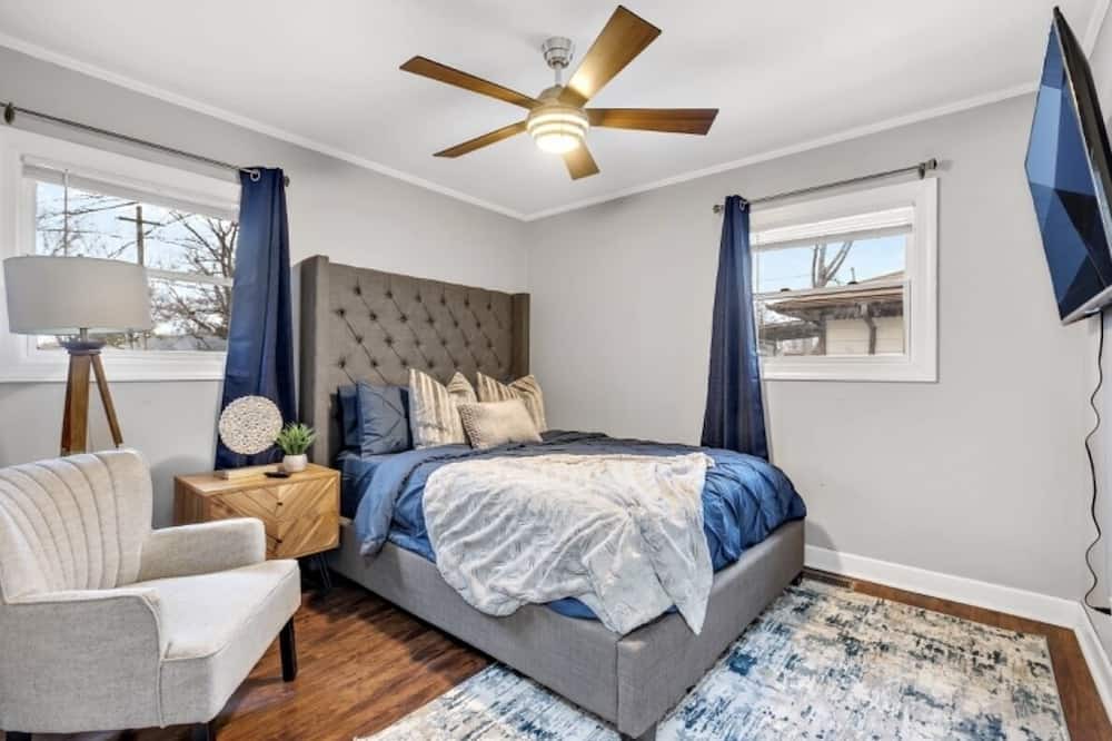 Photo of Bedroom in University Park