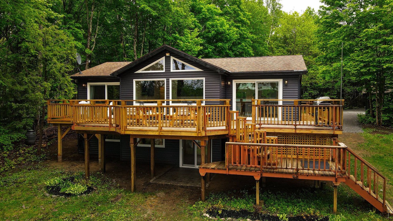 Photo of Outdoor in McMurrich/Monteith