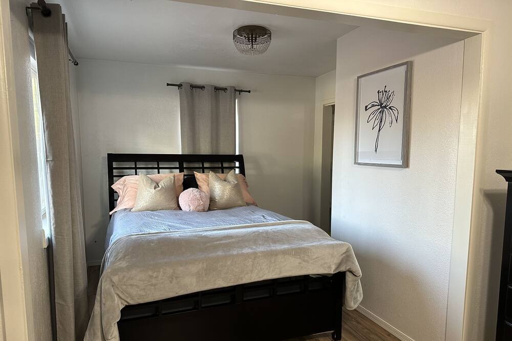 Photo of Bedroom in West Old Town