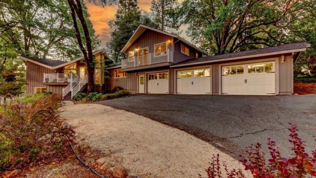 Photo of Outdoor in Auburn
