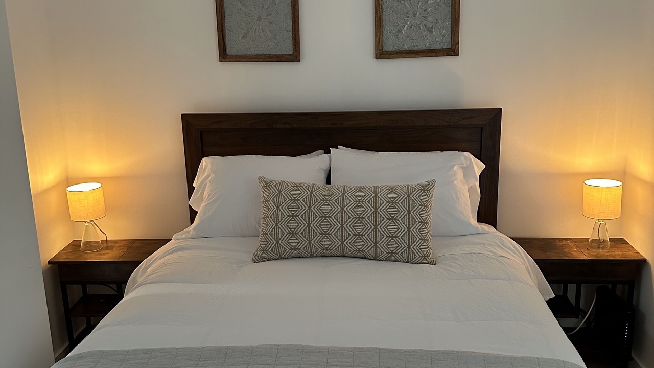 Photo of Others in La Lengua