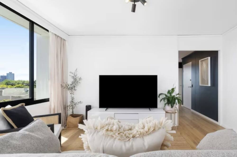 Photo of Livingroom in St Kilda West