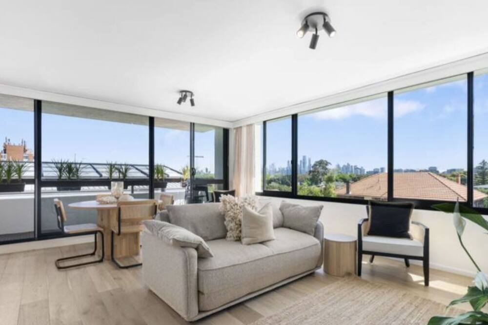 Photo of Livingroom in St Kilda West