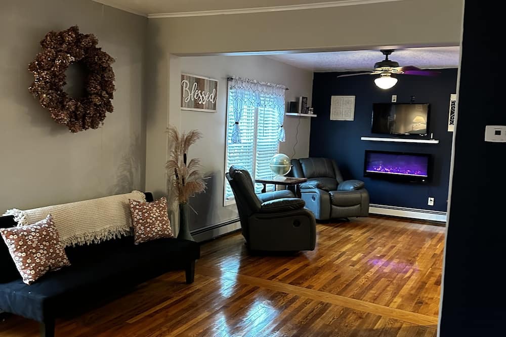 Photo of Others in Belmont