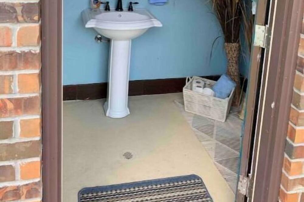 Photo of Bathroom in Purcell