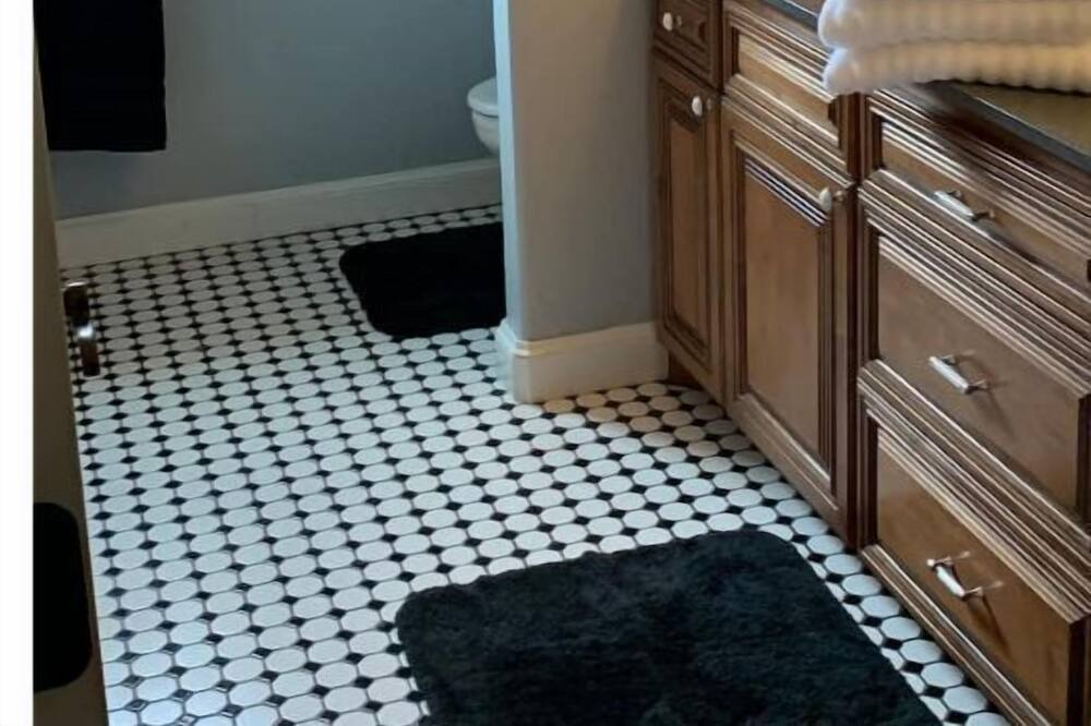 Photo of Bathroom in Purcell