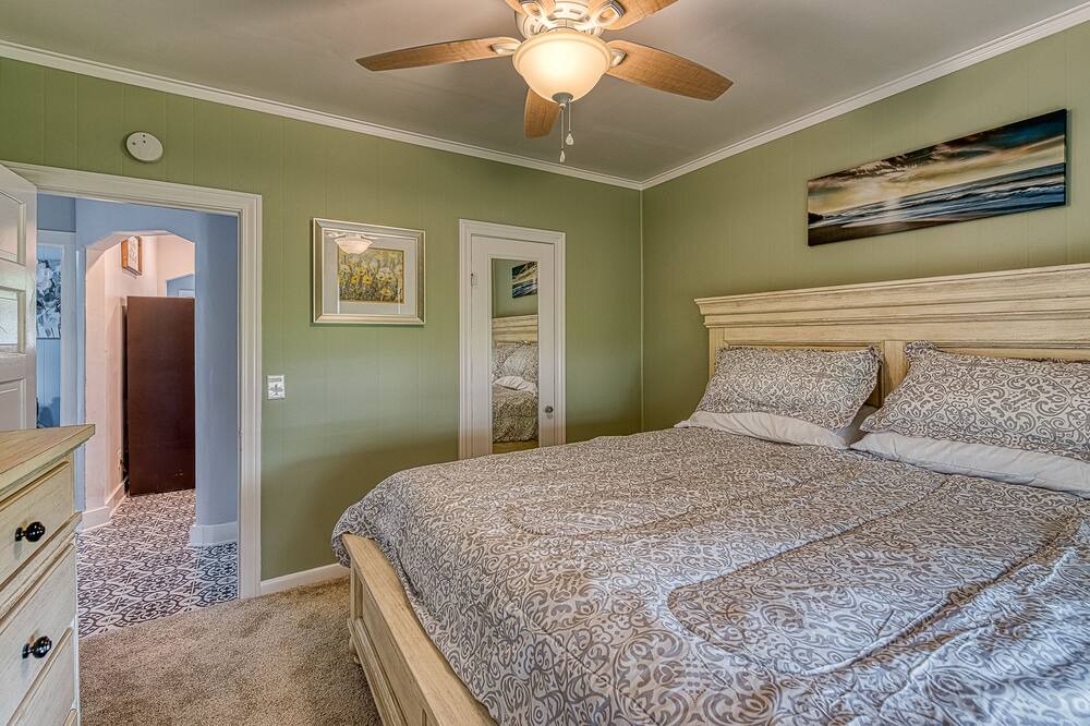 Photo of Bedroom in Luna Pier