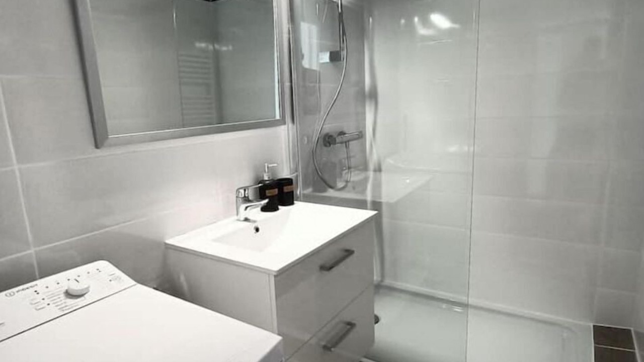 Photo of Bathroom in Saint-Jacques-de-la-Lande