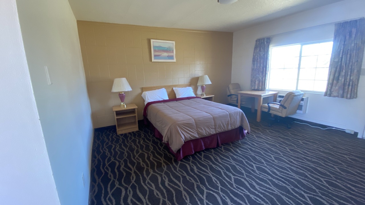 Photo of Bedroom in Woodburn