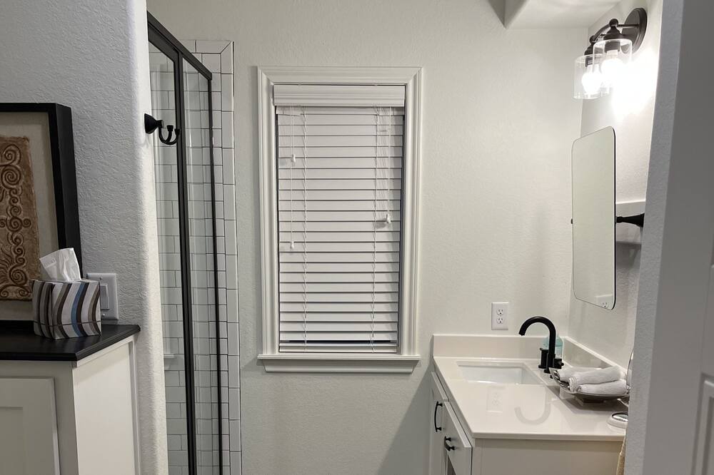 Photo of Bathroom in Lexington