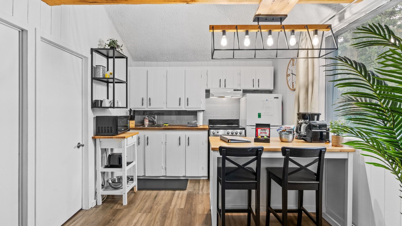 Photo of Kitchen in Sainte-Lucie-des-Laurentides