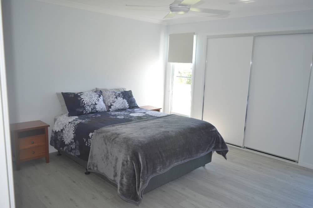 Photo of Bedroom in River Heads