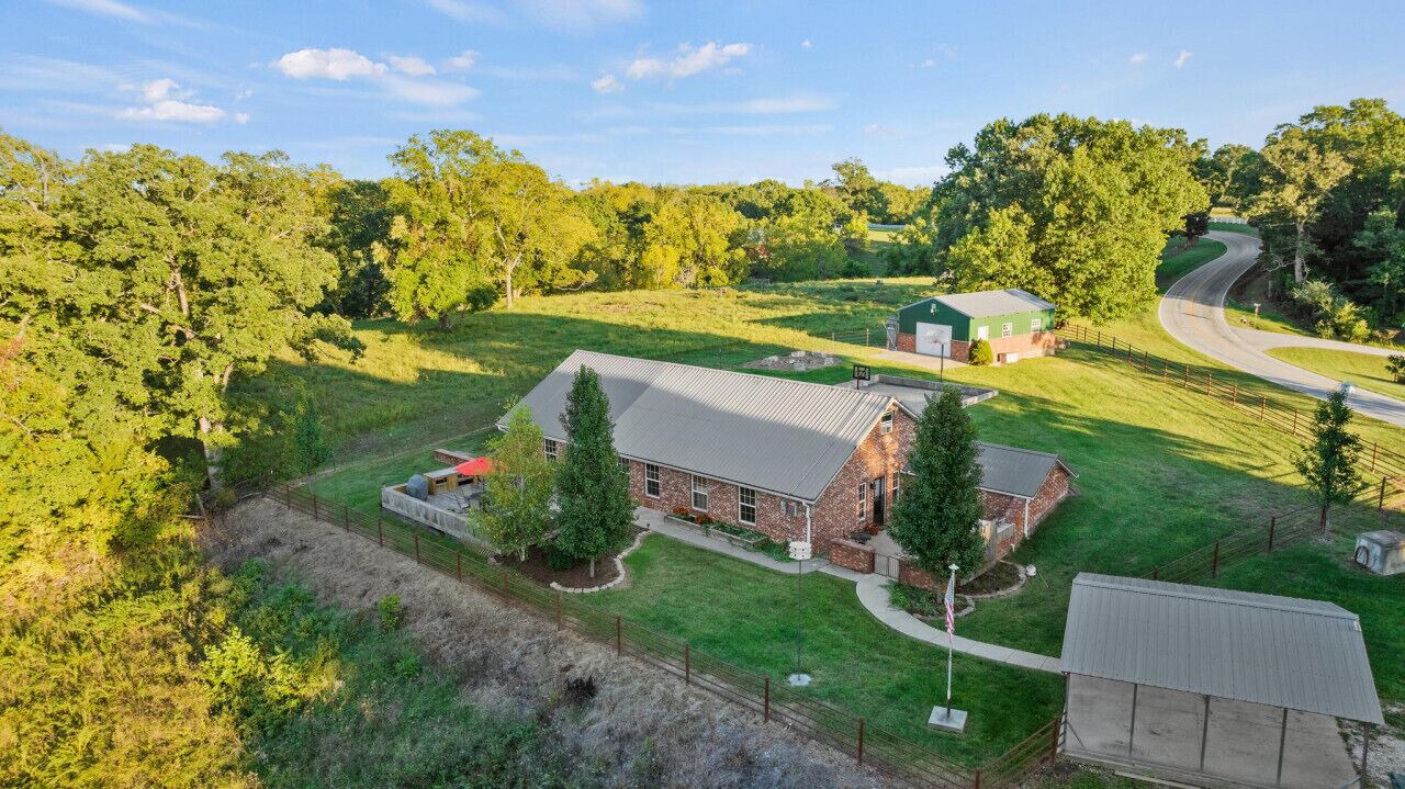 Photo of Outdoor in Chestnutridge