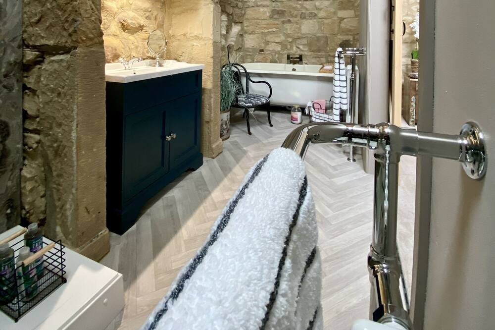 Photo of Bathroom in Elsdon