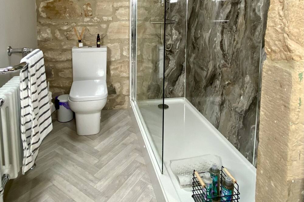 Photo of Bathroom in Elsdon