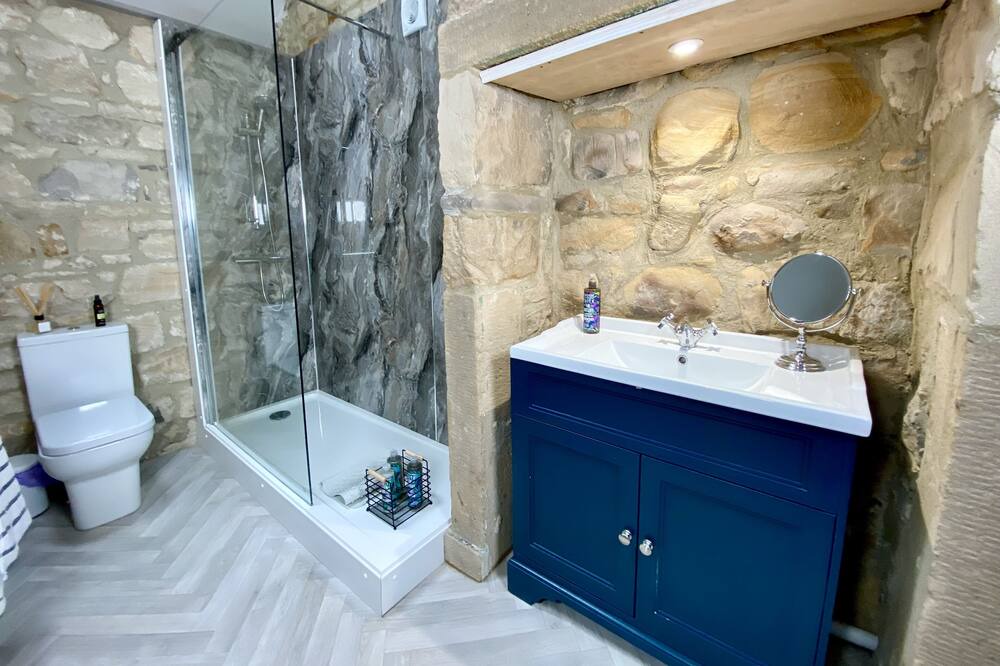 Photo of Bathroom in Elsdon