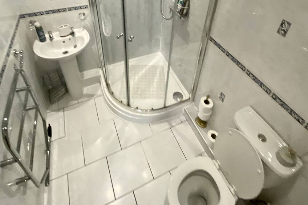 Photo of Bathroom in Elsdon