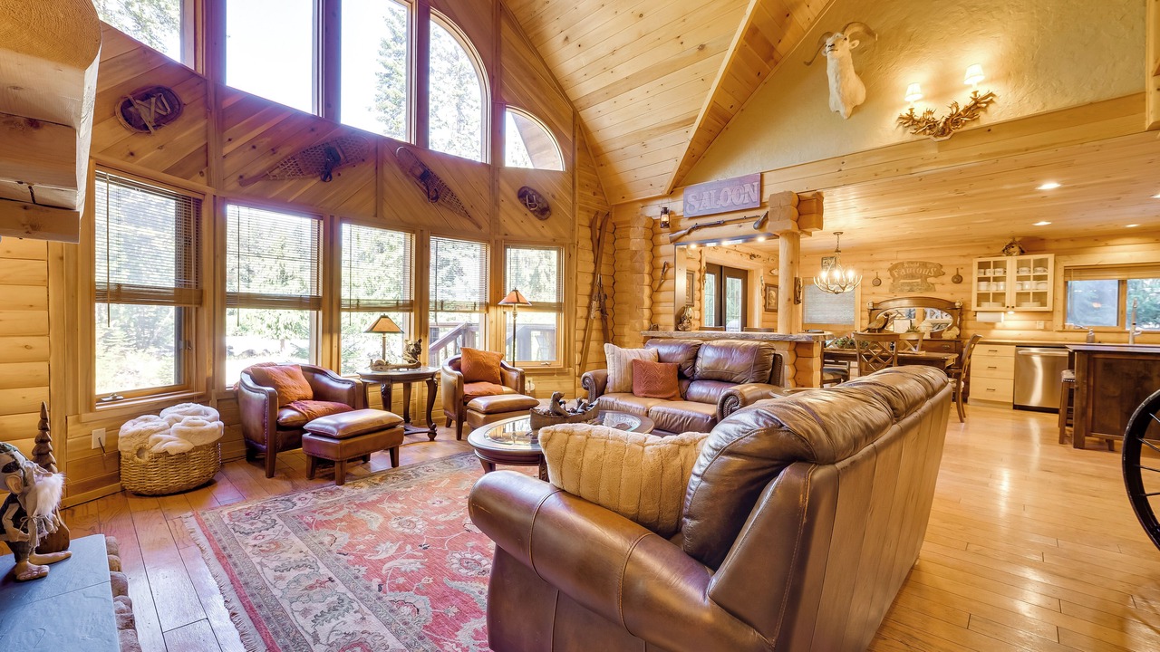 Photo of Others in Packwood